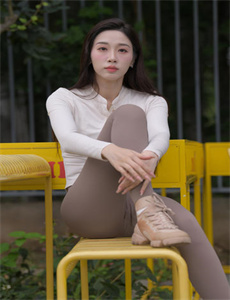 猪一样的女子