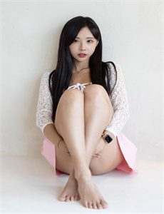 穿长筒袜的有夫之妇