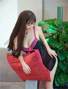 两女一杯在线观看